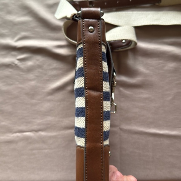 Chaps Ralph Lauren Preppy Nautical Stripe Crossbody Bag Navy Cream & Brown Trim - Picture 10 of 13